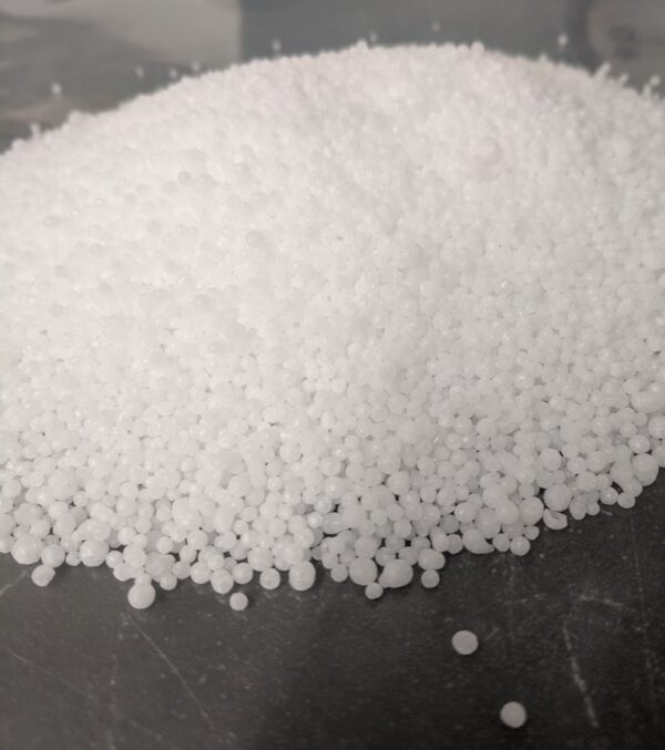 Urea Granules (1000g)
